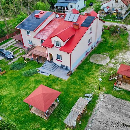 Gospodarstwo Agroturystyczne Pod Lasem Maria Plazio Narol Exterior foto